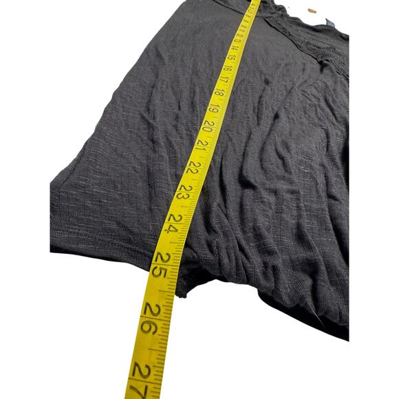 NWT Daytrip Black Lace V-Neck Wrap Elastic Hem Blouse Size Medium - Picture 9 of 12